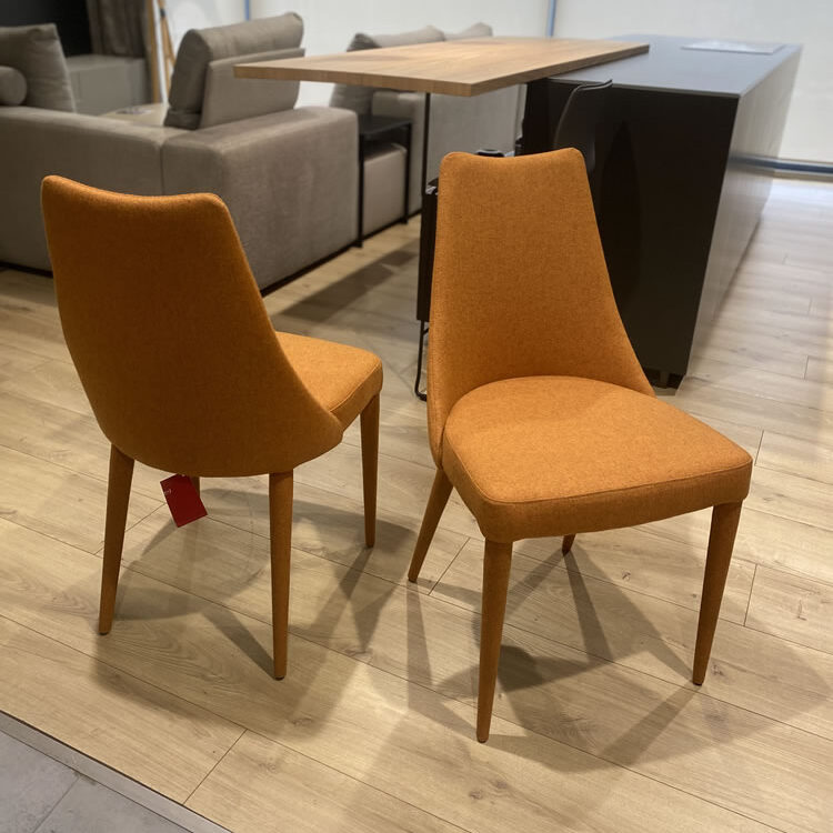 IMG_7976 SILLAS SHARON